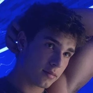 Dylan Nichols - Age, Height, Birthdate, Family, Wiki & More