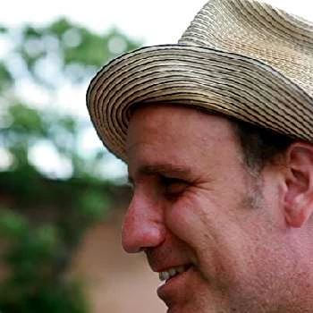 Nick Sandow Biography