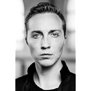 Nicklas Søderberg Lundstrøm Biography