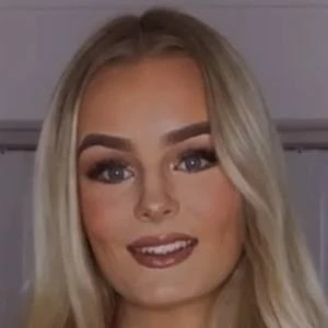 Nicolas Life - Networth, Biography, Birthdate, Family & More