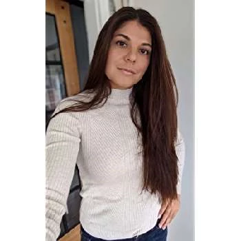 Nicole Fournier - Age, Bio, Birthdate, Family, Networth & More