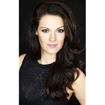 Nicole Fraissinet - Age, Bio, Birthdate, Family, Networth & More