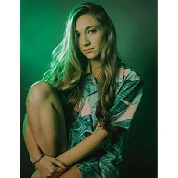 Nicole Lauria - Age, Bio, Birthdate, Family, Networth & More