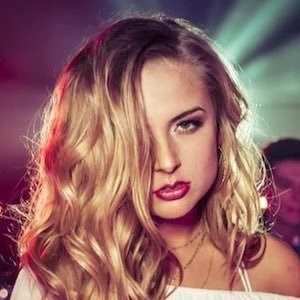 Mackenzie Nicole - Biography, Birthday, Wiki, Family, Networth & More