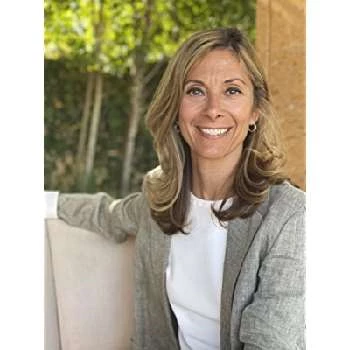 Nicole Seymour - Networth, Bio, Wiki, Family, Birthday, Networth & More