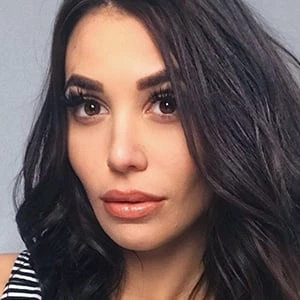 Stella Nicole - Income, Birthday, Family, Bio, Networth & More