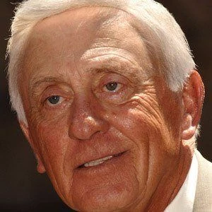 Phil Niekro - Age, Bio, Birthdate, Family, Networth & More
