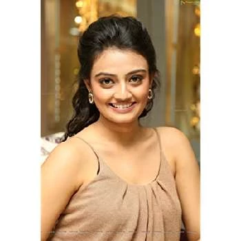 Nikitha Narayan - Age, Bio, Birthdate, Family, Networth & More