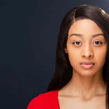 Nikki G. Hewitt - Age, Bio, Birthdate, Family, Networth & More