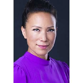 Nikol Kollars - Age, Bio, Birthdate, Family, Networth & More