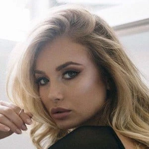 Aleksandra Nikolic - Bio, Networth, Family, Age, Birthdate & More