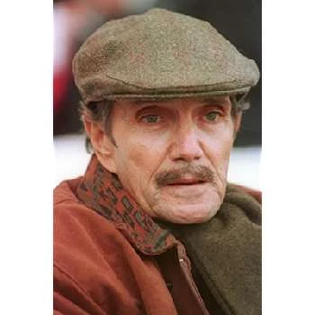 Nikos Foskolos - Age, Bio, Birthdate, Family, Networth & More