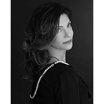 Nina Ansary - Age, Bio, Birthdate, Family, Networth & More