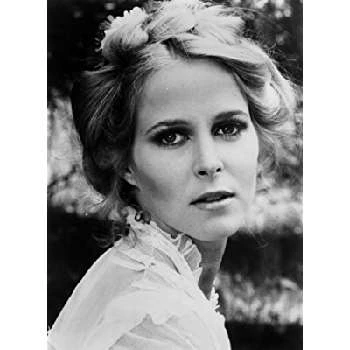 Nina Axelrod - Biography, Birthday, Wiki, Family, Networth & More