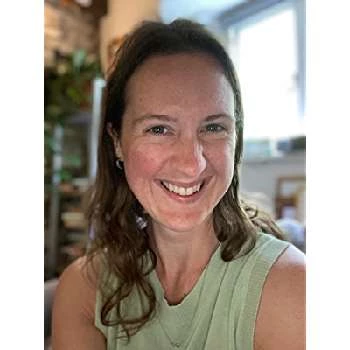 Nina Molly Brown - Age, Bio, Birthdate, Family, Networth & More