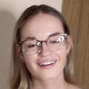 Ninjagirldraws - Family, Bio, Birthday, Family, Income & More