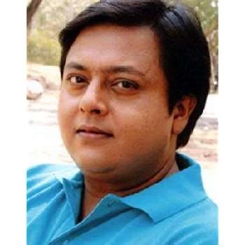 Nitesh Pandey Biography
