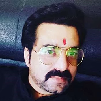 Nitin Bhasin - Age, Bio, Birthdate, Family, Networth & More