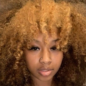 Niyaadadoll - Biography, Birthday, Wiki, Family, Networth & More