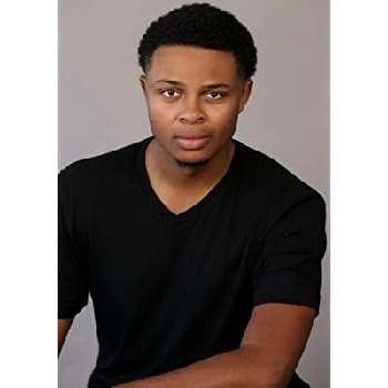Noah Diggs - Age, Bio, Birthdate, Family, Networth & More