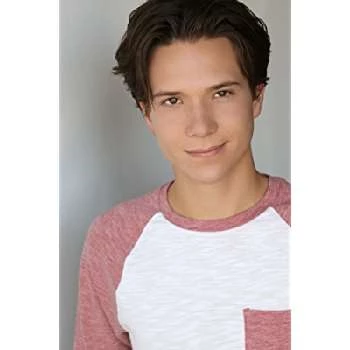 Noah J. Wilson - Family, Bio, Birthday, Family, Income & More