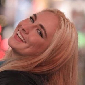 Noelle Hear - Date Of Birth, Bio, Birthdate, Parents, Networth & More