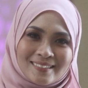 Siti Nordiana Alias - Age, Bio, Birthdate, Family, Networth & More