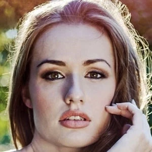 notjennifergarner Biography