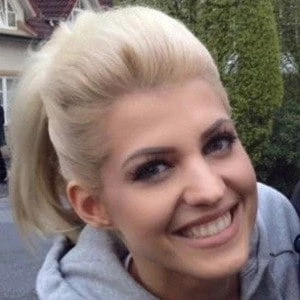 Sarah Nowak Biography