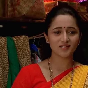 Nupur Chitale - Age, Bio, Birthdate, Family, Networth & More