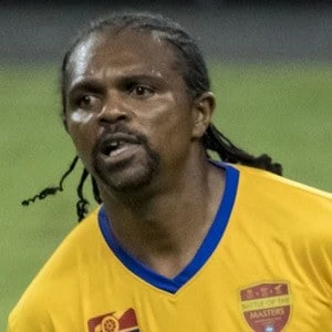 Kanu Nwankwo - Age, Bio, Birthdate, Family, Networth & More