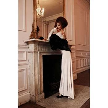 Oana Marcu - Parents, Networth, Bio, Birthdate, Family Wiki & More