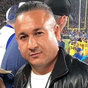 Dave Oancea Biography