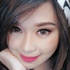 Carlyn Ocampo - Family, Bio, Birthdate,Age, Networth , Wiki& More