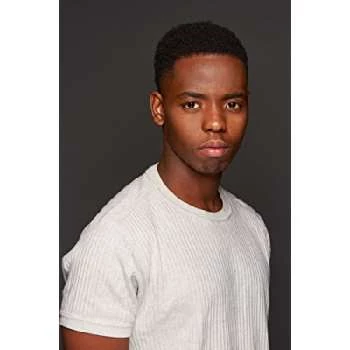 Ofentse Malatse - Age, Bio, Birthdate, Family, Networth & More