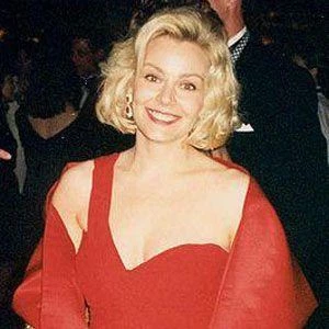 Gail O'Grady - Wiki, Bio, Networth, Birthdate, Family & More