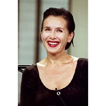 Olga Jackowska - Age, Bio, Career, Family, Wiki, Networth & More