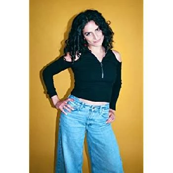 Olivia AbiAssi - Age, Bio, Birthdate, Family, Networth & More