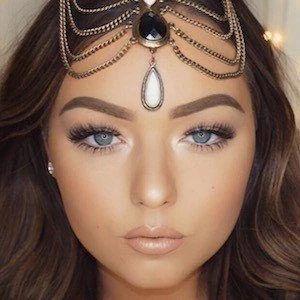 Danielle Olivia - Bio, Networth, Family, Age, Birthdate & More