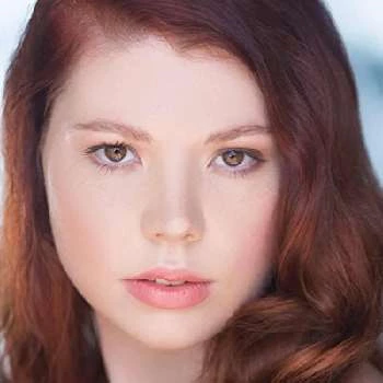 Olivia Nash - Age, Bio, Birthdate, Family, Networth & More