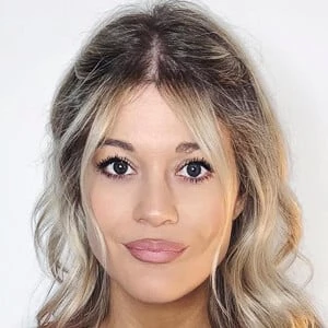 oliviafredacurves - Profession, Biography, Birthdate, Family, Wiki & More