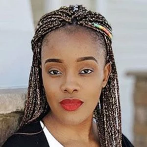 Ebony OliviaHas2Moms Biography