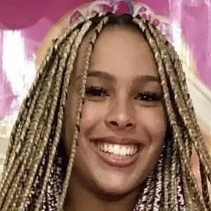 Julia Olliver - Age, Height, Birthdate, Family, Wiki & More