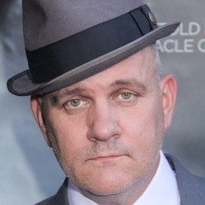 Mike O'Malley Biography
