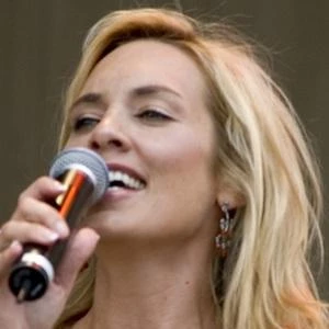 Kristyn Osborn Biography