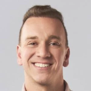 Óscar Alejandro - Parents, Networth, Bio, Birthdate, Family Wiki & More