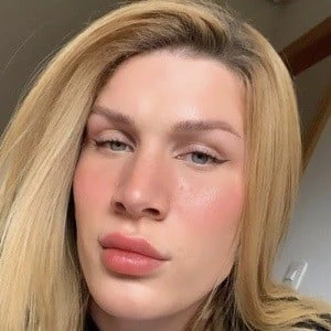 Oto Vans - Networth, Bio, Wiki, Family, Birthday, Networth & More