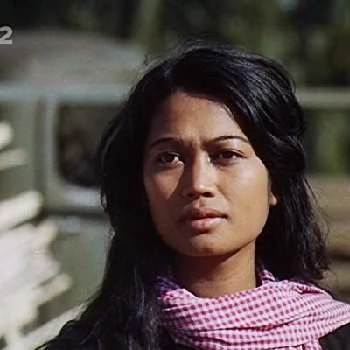 Oum Savanny - Age, Bio, Birthdate, Family, Networth & More