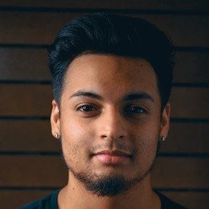 Daniel Oviedo - Birthday, Bio, Wiki, Family, Networth & More