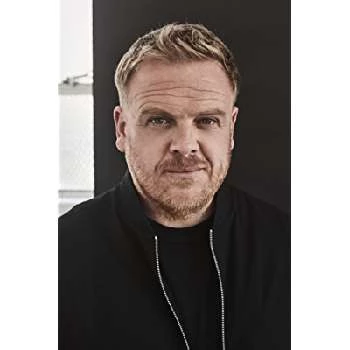 Owain Arthur - Age, Height, Birthdate, Bio, Family, Networth & More